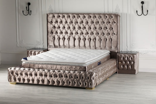 Castello Bed